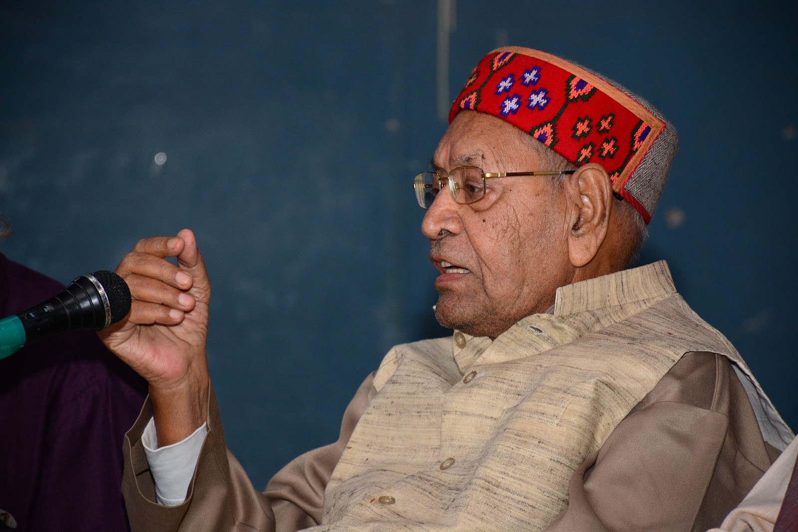 श्री दीनानाथ बत्रा